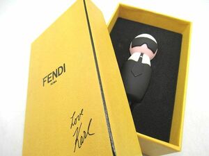 ☆非売品 ノベルティ FENDI フェンディ USBメモリー カール ラガー フェルド ラバー キーホルダー 黒×白×ピンク 長期保管品☆