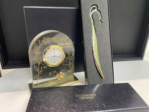[F882TY]MIKIMOTO Mikimoto pearl put clock quarts flower motif operation not yet verification present condition goods pedestal Gold color pearl clock book Mark attaching 