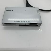 (516-15)iBUFFALO TurboPCEX対応 カードリーダー/ライター シルバー 【PlayStation4,PS4 】4倍速 USB2.0バスパワーモデル BSCR08U2_画像2