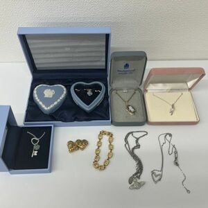 J029-O18-3345#GIVENCHY WEDGWOOD Vivienne Westwood CALVIN KLEIN other accessory 8 point set sale necklace bracele earrings 