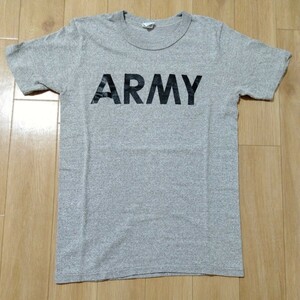 ビンテージ1980年代　チャンピオントリコタグTシャツ　ARMY　状態良好！