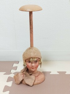  doll head * stand * antique 