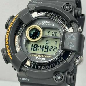 未使用 極美品 箱説タグ付G-SHOCK DW-8200BM-1T FROGMANフロッグマン MEN IN BLACK2 メンインブラック2 MIB2 チタンケース ブラック 潜水蛙の画像1