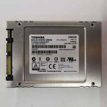 TOSHIBA THNSNJ256GCST 256GB　SATA　2.5インチ SSD_画像2