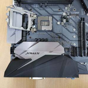 ASUS ROG STRIX Z370-F GAMING/ATXマザーボード/(LGA1151)INTEL第8,9世代CPU対応/PCパーツ DIY 修理材料★動作未確認・ジャンク★現状渡しの画像5