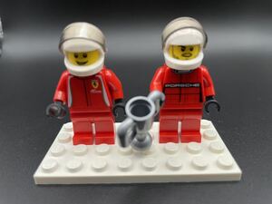 LEGO ミニフィグ レーサー　チャンピオン　フェラーリ　ポルシェ　レゴ　正規品　シティ　2体