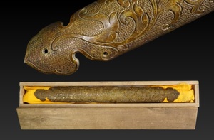D4654 era engraving yellow copper fish . ground Tang . writing stick ornament metal fittings ( length 25.5cm) spear stick ornament armor ornament 