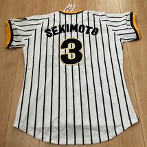 元阪神タイガース★関本賢太郎 選手★2005年交流戦 復刻レプリカユニフォーム★ナンバージャージ★Mサイズ★新品未使用★刺繍_画像1