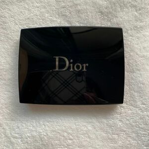 ディオール Dior スキンフォーエヴァー　コンパクト　ナチュラルベルベット　2N