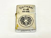 Z512-T20-404 ▲ ZIPPO ジッポ TIETNAM 67-88 AN KHE シルバー 柄あり 火花あり 1987年 喫煙具 ⑥_画像1