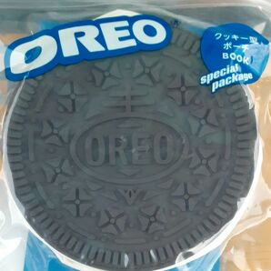  ≪諸芸娯楽≫ 付録付) OREO （R） クッキー型ポーチBOOK special package