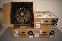 【即納】4本セットYOKOHAMA ADVAN Racing アドバンレーシング　RZ-DF2 19インチ9.5J インセット＋44 PCD 120 センターキャップ付き_画像1