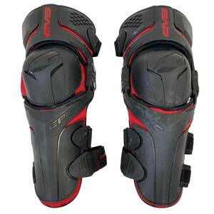 【即決】 EVS イーブイエス EPIC KNEE PAD ニーシンガード、膝プロテクター S-Mサイズ ブラック系 黒系 8585-80