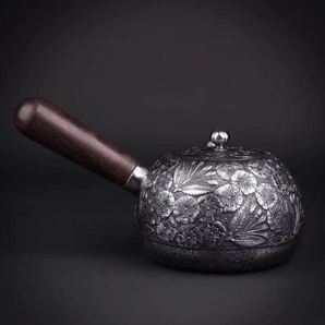 ★新品未使用★ 砂鉄 南部鉄器 鉄壺 コーティングなし 手作り鉄 やかんを沸かす お茶の道具 600MLの画像3