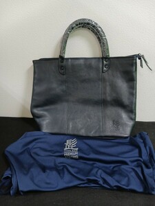 HIGE BAG. is -ve -stroke lable leather tote bag handbag 