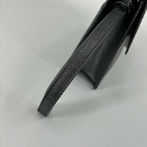 1円【超極美品】ベタ無 ルイヴィトン LouisVuitton タイガ セレンガ メンズ セカンドバッグ クラッチバック ブラック M30782 鞄 TAIGA_画像7