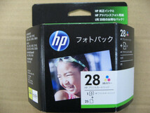 【使用推奨期限 2023.01】 hp(エイチピー)【純正】 CR714AJ 純正プリンターインク 28 3色カラー HPカートリッジ プリンターインク_画像1