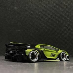 TSMモデル 1/64 LB-Silhouette WORKS Lamborghini Aventador GT EVO Lime LHD 改 深リム MINI GTの画像3