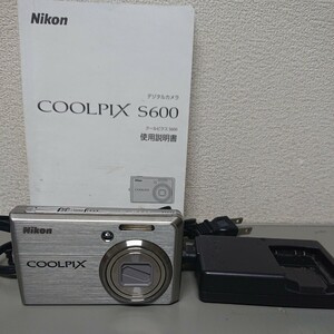 Nikon ニコン COOLPIX S600 デジタルカメラ チタンシルバー 動作確認済み 