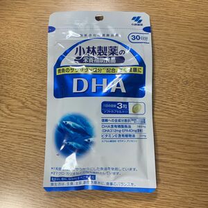 小林製薬の栄養補助食品 DHA 約30日分 90粒