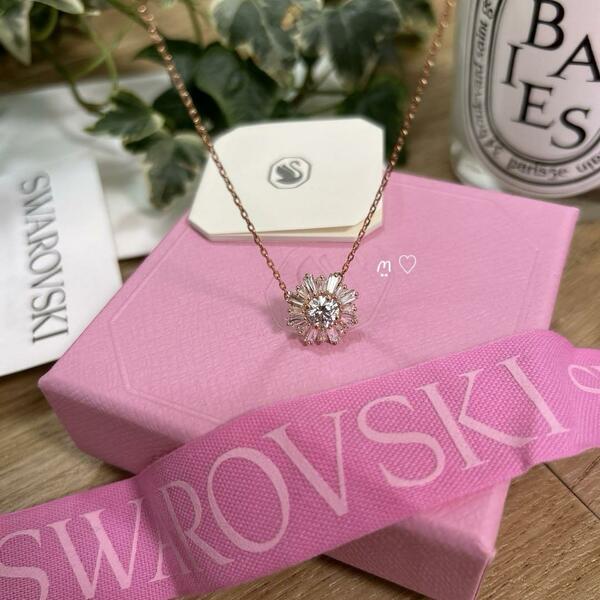 送料無料　SWAROVSKI　スワロフスキー　サンシャインネックレス　クリスタルビジュー　花