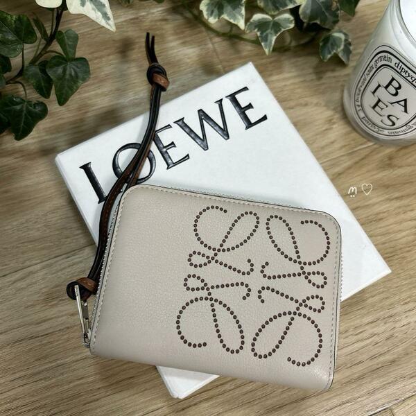 送料無料　LOEWE　ロエベ　ブランド6カードジップウォレット　ミニ財布　コインカードケース