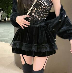 851　スカートレディース　◇　綺麗めシルエット　　魅惑Style　◇sexy　　ミニ丈　　　フレア　　レース装飾　　　ブラック