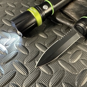 多機能 組立式 サバイバルナイフ 懐中電灯 LED 超強力 軍用 防災 サバイバル 充電式 USB充電 の画像2