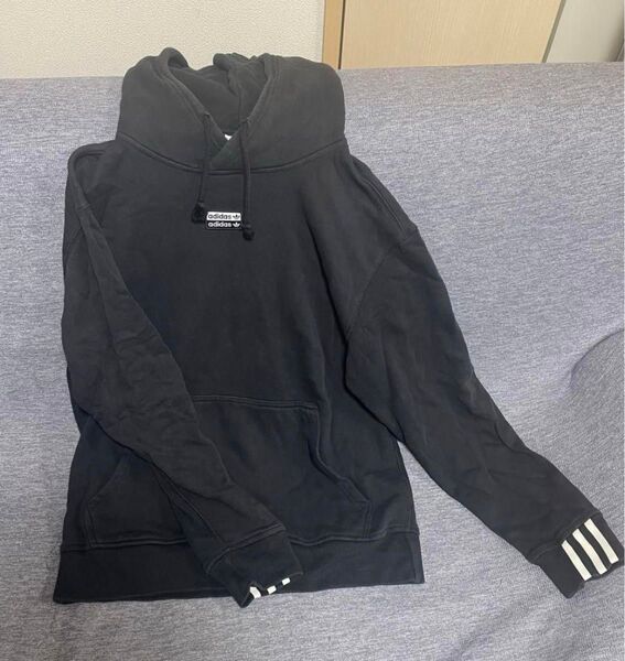 adidas パーカー size M