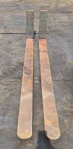  forklift for tab nail scabbard total length approximately 210cm width approximately 12cm height approximately 53cm