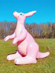 ★Horseplay社製 ピンクカンガルー 空気ビニール風船 空ビ フロート 浮き輪 Inflatable Pink kangaroo Pool toys Balloon POP