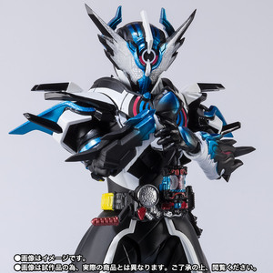 限定 S.H.Figuarts 仮面ライダークローズエボル