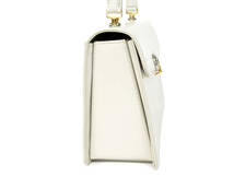 17815 美品 La moda Elegance ゴールド×シルバー コンビ金具 カーフスキン レザー フラップ ハンドバッグ 手持ち 鞄 白 日本製 フォーマル_画像3