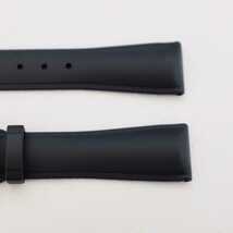 ♪新品 Swedenの腕時計ベルト専門店 オリジナル レザーベルト調デザイン ラバーベルト 22mm ブラック_画像2