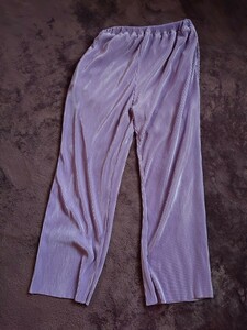 アンティカ　Antiqua　プリーツボトムス　プリーツ パンツ　ラベンダーカラー紫　伸縮性有　ゆったり　フリーサイズ