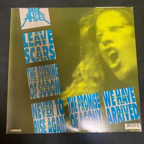 【ステッカー付】 DARK ANGEL 「Live Scars」 COMBAT88561-2013-1 US盤 1990年 レコード LPの画像2
