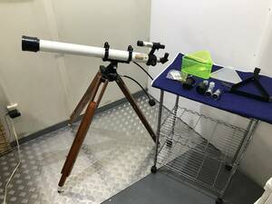 * pickup welcome *Vixen* heaven body telescope *CUSTOM-60L* wooden tripod * connection eye lens other accessory attaching optics equipment heaven body ..tere scope D=60.F=910. present condition goods 