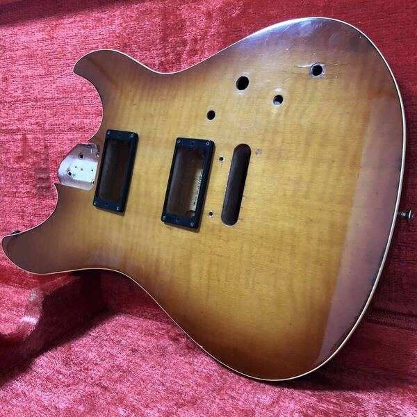 東海楽器 Tokai VX 80 オリジナル モデル ストラトキャスター ギター ボディー パーツ 日本製 ビンテージ 割れあり