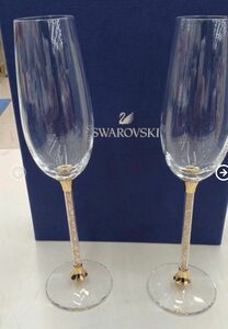 スワロフスキー　SWAROVSKI Crystaline　ゴールド シャンパンフルート　シャンパングラス ペア　2客 箱つき