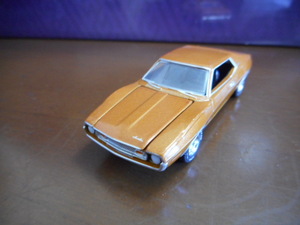 ★★1/64 グリーンライト AMC ジャベリン ブラウン 1973 Greenlight AMC Javelin★★