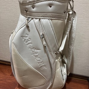 中古キャディーバック  23区 GOLF カートバッグ ホワイト フード付属の画像2