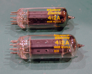 Western Electric integer . tube 412A ( 2 ps unused )