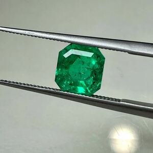 L04-0062 ソーティング付き☆天然エメラルド 1.368ct ( エメラルド emerald ルース 緑色 裸石 宝石 jewelry )