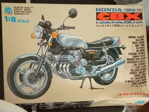 yo- Dell plastic model 1/8 Honda CBX Europe specification 6 cylinder 24 valve engine not yet constructed goods box considerably scratch dirt dent equipped 