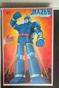  Bandai пластиковая модель 1/100 Tetsujin 28 номер не собран товар коробка царапина есть 