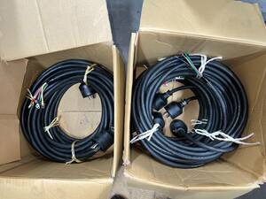  Osaka Settsu pickup limitation unused 7 year storage goods Fuji electric wire 200V three-phase 4 core rubber cab tire cable 2CT approximately 15m 3.5mm2 5ps.@5.5mm2 1 pcs plug = terminal processing 