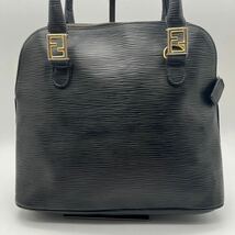 超希少美品 FENDI フェンディ エピ ハンドバッグ 2way FF 金具 カーフ レザー ショルダーバッグ 黒 ブラック レディース 本革 斜めがけ_画像2