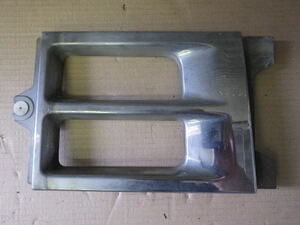 r371-27 * Nissan UDto Lux k on plating front bumper cover right side driver`s seat side H19 year PKG-CW4ZL 60-15