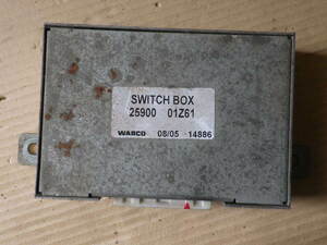 r343-9 ★ 日産 UD トラックス クオン ユニット SWITCH BOX 25900 01Z61 H17年 ADG-CD4ZA 60-15
