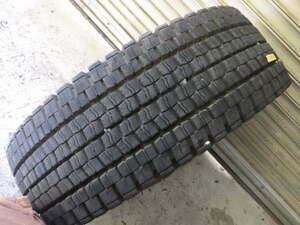 r345-67 ★ 中古 スタッドレスタイヤ 245/70R 19.5 136/134J ダンロップ DECTES SP001 2019年製 タイヤ ホイール 大型 低床 1-0